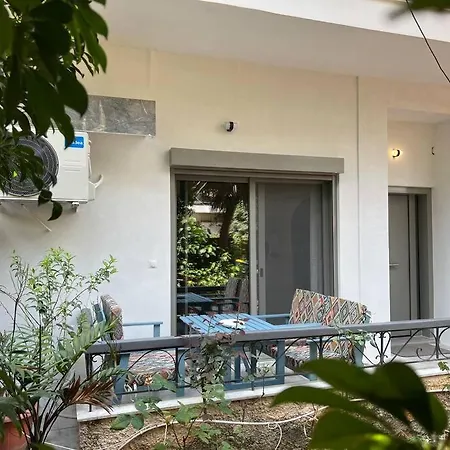 Spacious And Beautiful House Piraeus Exterior photo