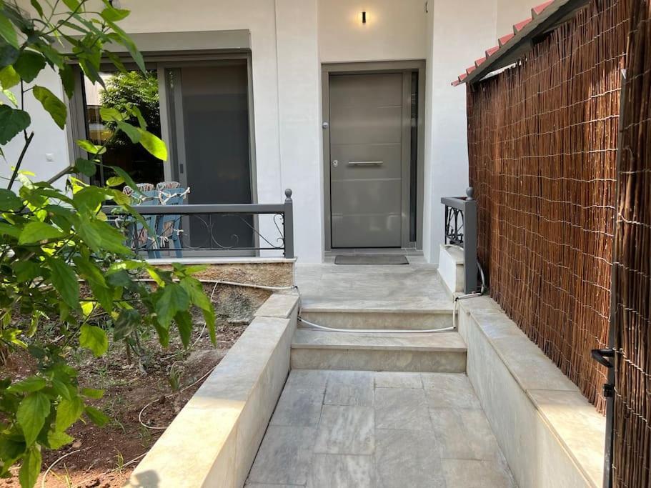 Spacious And Beautiful House Piraeus