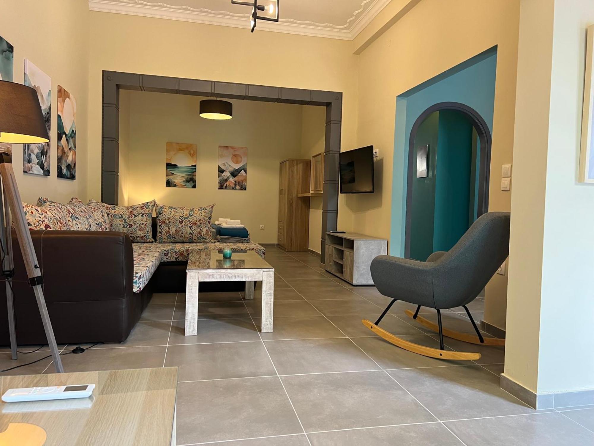 Apartment Spacious And Beautiful House Piraeus